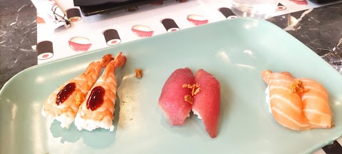 Lucky Sushi