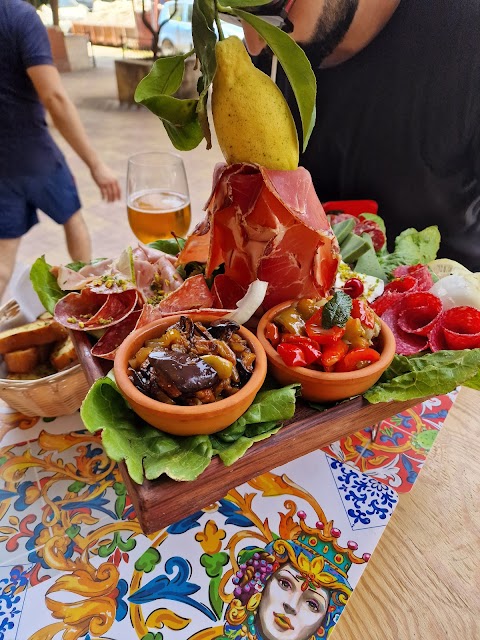 La Bottega siciliana in Sicilia