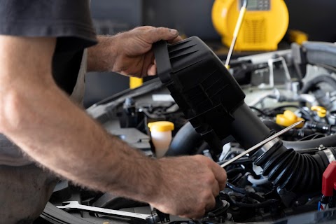 Autofficina Car 2000 di Giannotte Giampiero - officina autorizzata Renault, Nissan, Dacia - Ostuni (Brindisi)