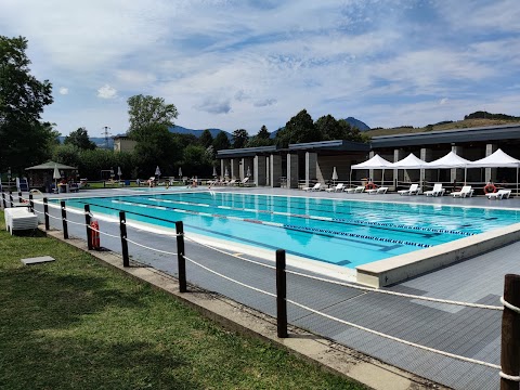 Piscina comunale di Firenzuola