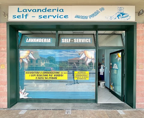 Lavanderia self service mare forza 10