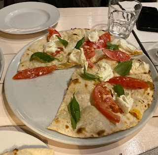 Giando Pizza e Cucina