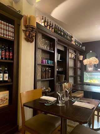 Uinauino Bistrot Enoteca con Cucina