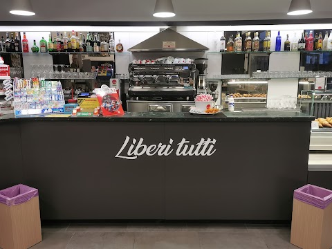 Bar Liberi Tutti Di Lupoli Fabrizio