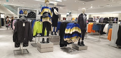 H&M