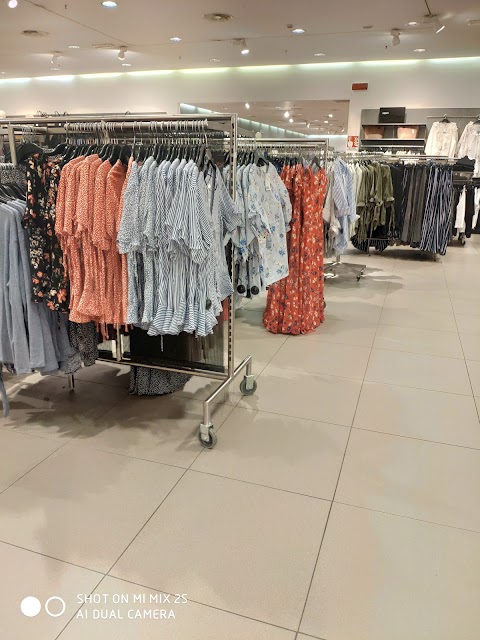 H&M