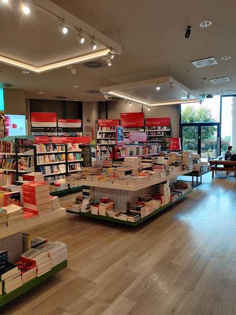 Mondadori Megastore