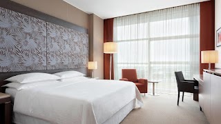 Sheraton Milan Malpensa Airport Hotel & Conference Centre