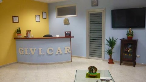 GI.VI.CAR RENT srls: Noleggio e Vendita Auto, Polizze Assicurative, Officina Meccanica