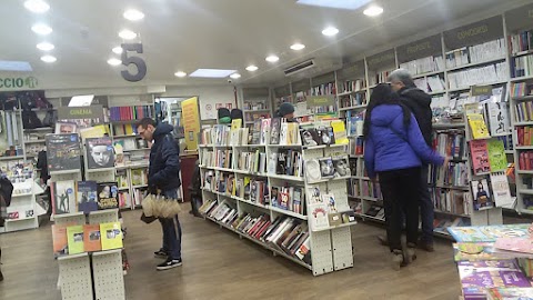 Libreria Libraccio Bologna - Piazza dei Martiri 5