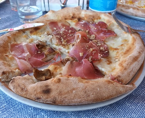 Pizzeria Franco Izzo Sas