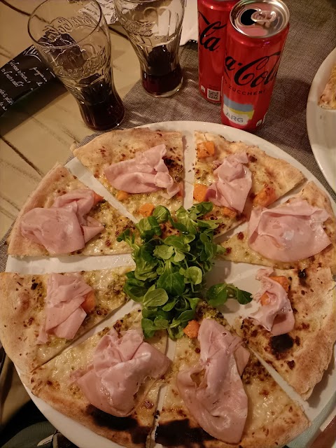 Ristorante - Pizzeria Stonehenge