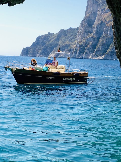 Blue Island Giro Dell'isola Turismo e Escursioni Napoli