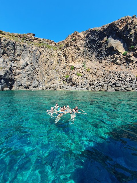 Alamar Eolie - Living a unique experience