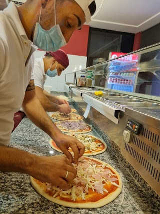 Pizza Magu' Di Della Pietra Ida