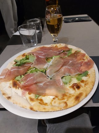 Pizzeria L'Undici Besurica