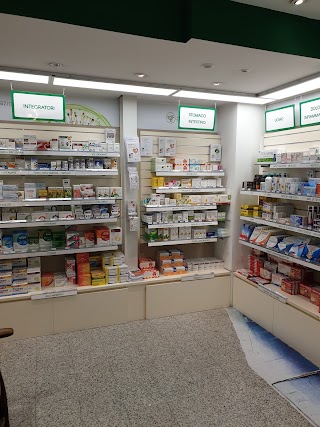 Farmacia Lorenteggio - Apoteca Natura