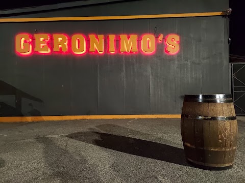 Geronimo's Restaurant & Live Music