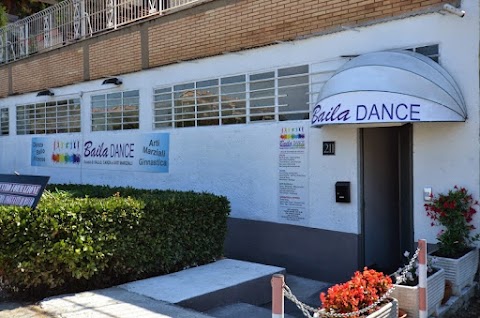 Baila Dance - Scuola di Ballo, Danza e Arti Marziali - Corsi per tutte le età.