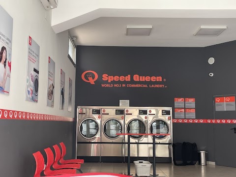 Lavanderia self service Speed Queen