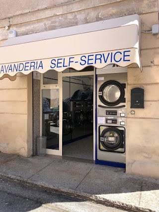 Lavanderia Self Service Sottocoperta - Magliano Sabina