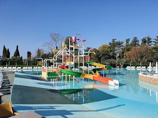 Sisan Family Resort