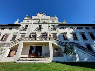 Villa Vistarenni - Luxury Rooms, Suites & Events