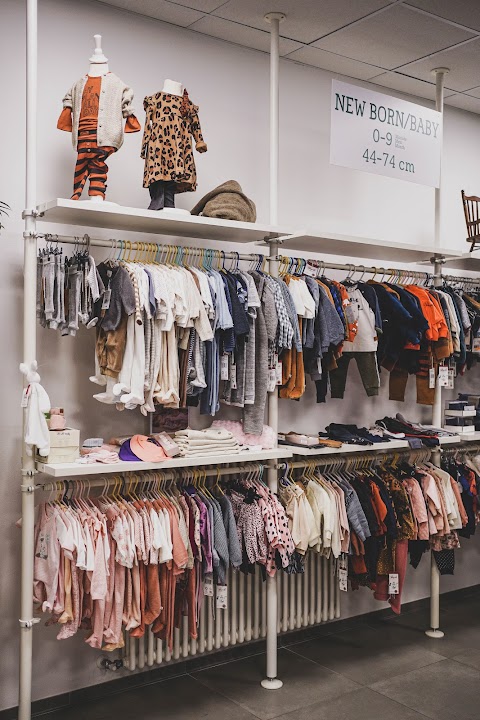 KidsWear - Dein Geschäft für Kinderbekleidung und Accessoires 0-14 Jahre