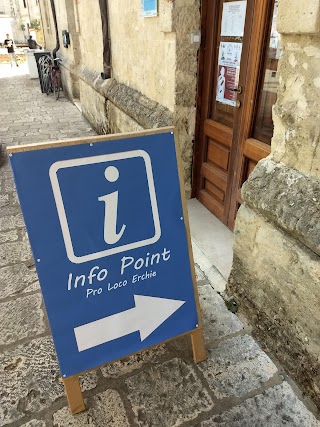 Info Point Pro Loco Erchie.