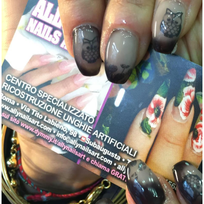 Ally Nails Art