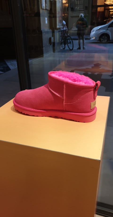 UGG STORE