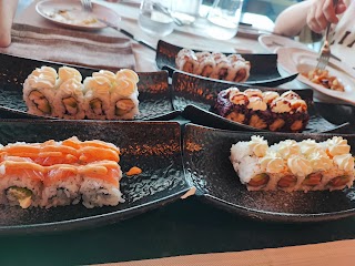 J-HOME sushi restaurant