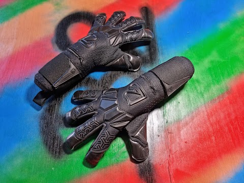 B2 GK Gloves