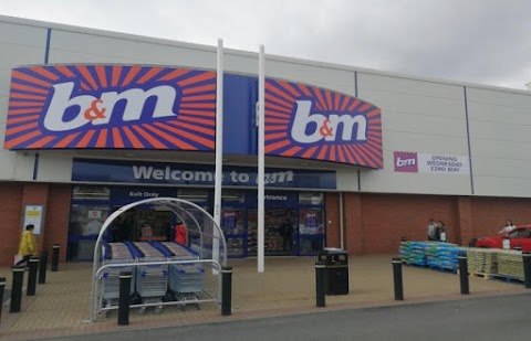 B&M Store