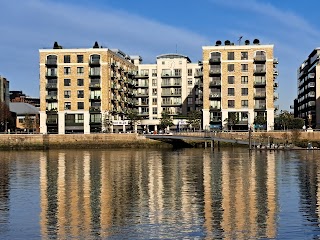 The Blue Boat, Fulham Reach