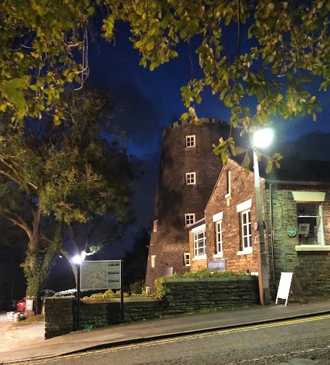 The Windmill Hotel - Public House & Restaurant