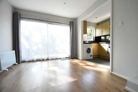 Photo of Heaven Estate Agent - 1356a London Road, London SW16 4DE, United Kingdom