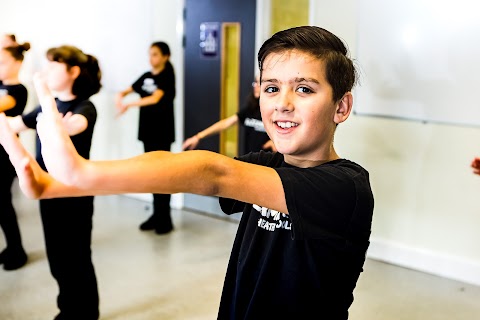 Razzamataz Theatre Schools Horsham