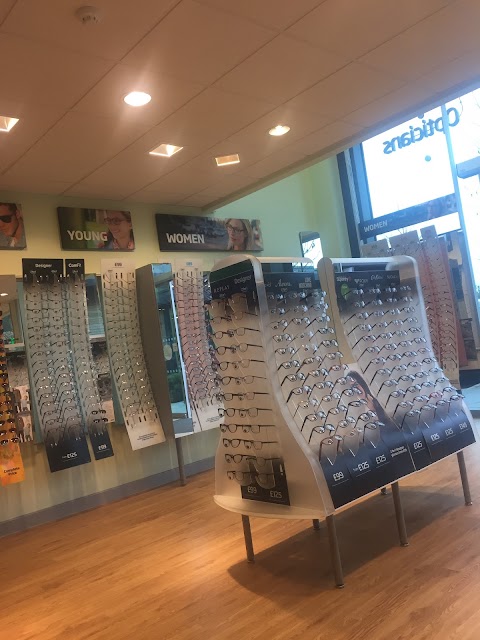 Specsavers Opticians and Audiologists - Whiteley