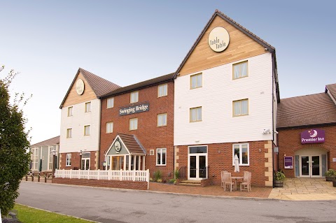 Premier Inn Manchester Trafford Centre North hotel