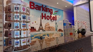 Barking Hotel