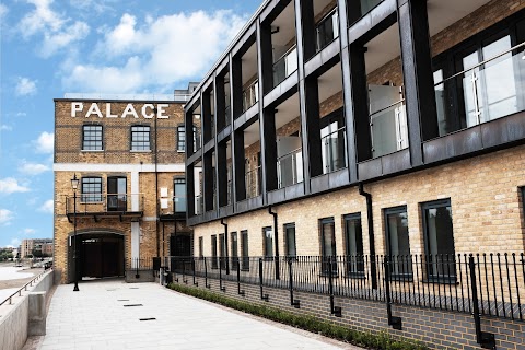 Palace Wharf