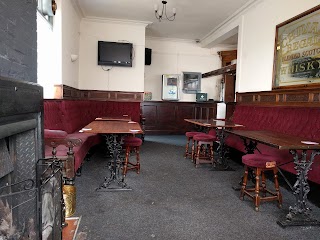 The Manor Tavern