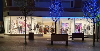 River Island