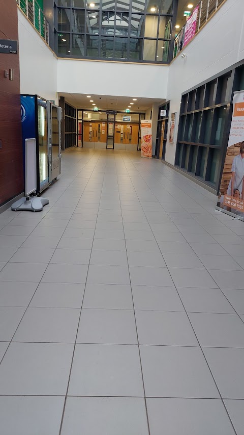 South Eastern Regional College - Lisburn Campus