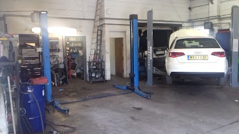 GP MOT & Service Centre