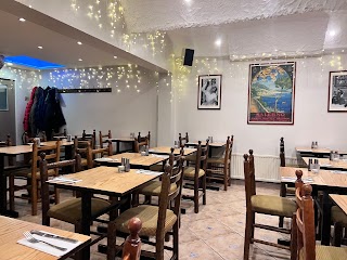La Caverna Pizzeria Restaurant