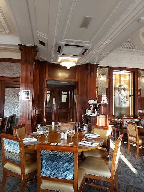 The Royal Toby Restaurant