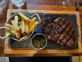 Roxie Steak - Wimbledon