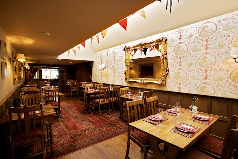 The Red Lion Hotel